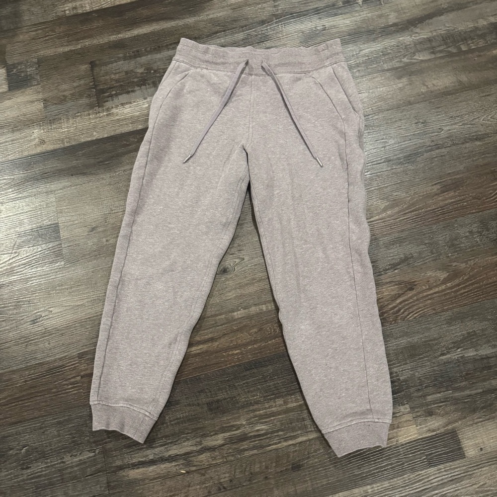 lululemon women’s purple grey Drawstring Joggers with pockets